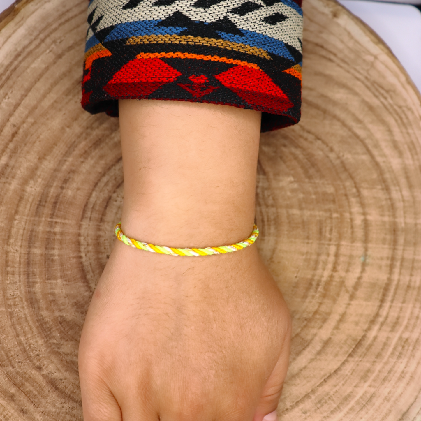 Bracelet Tressé Andin – 13 Énergies Ancestrales d’Otavalo