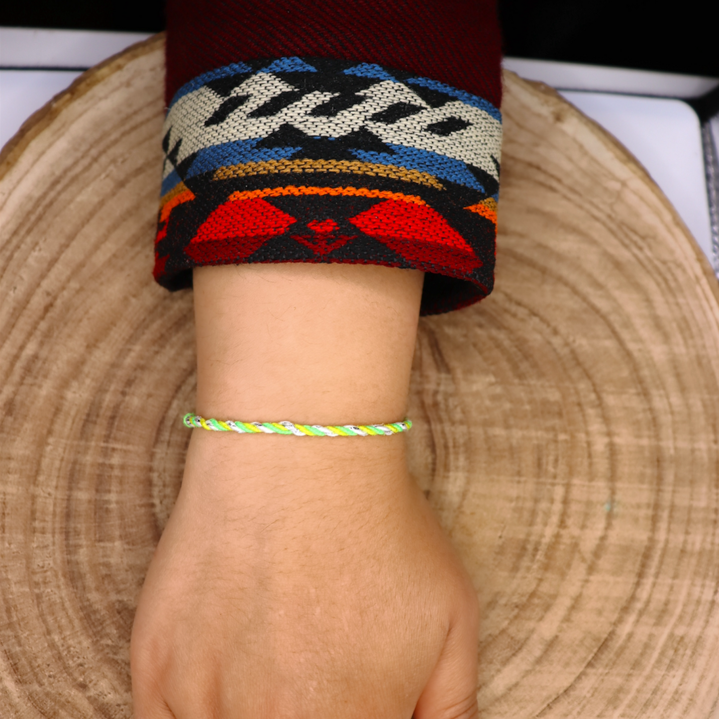 Bracelet Tressé Andin – 13 Énergies Ancestrales d’Otavalo